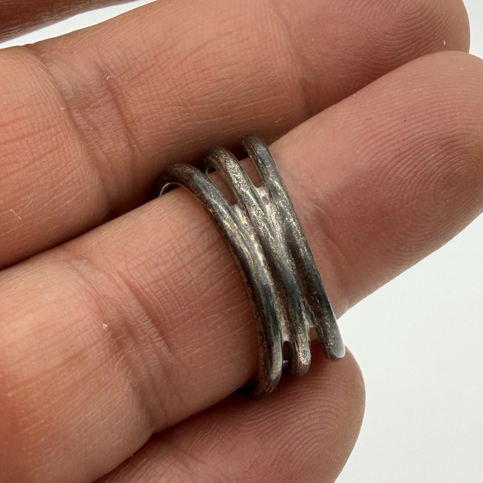 Vtg DDD DOMINIC DINOUART 925 Ring Hammered Ball Modernist MEXICO Sz 7