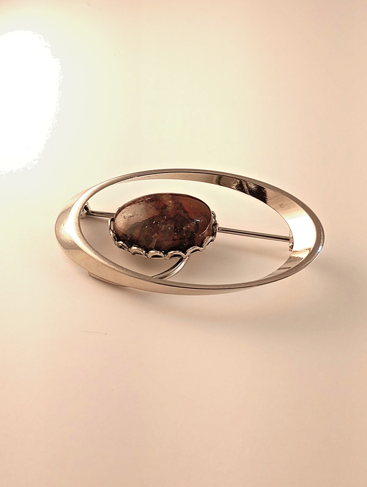 Vintage Silver Toned Oval Purple Banded Agate Jasper Cabochon Brooch Boho