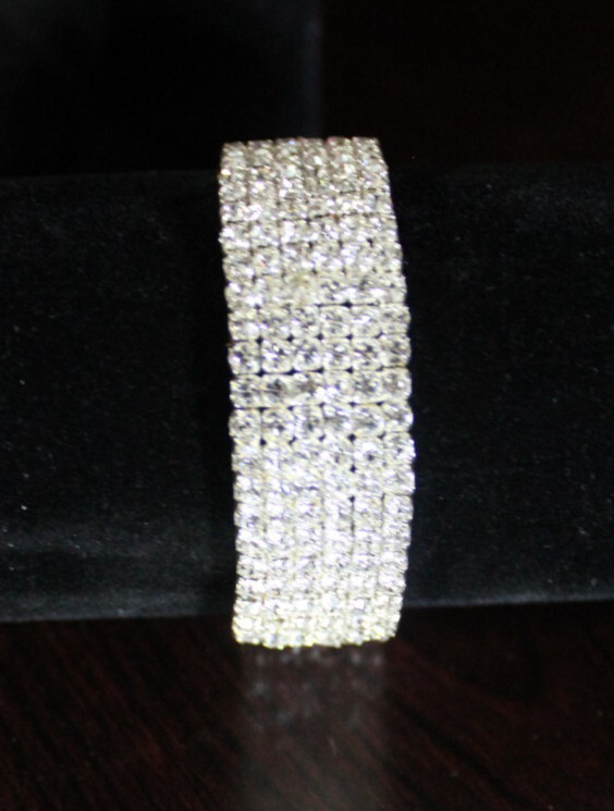 Vintage 6 Strand “Sparkly” Stretch Band. Elegant, Formal