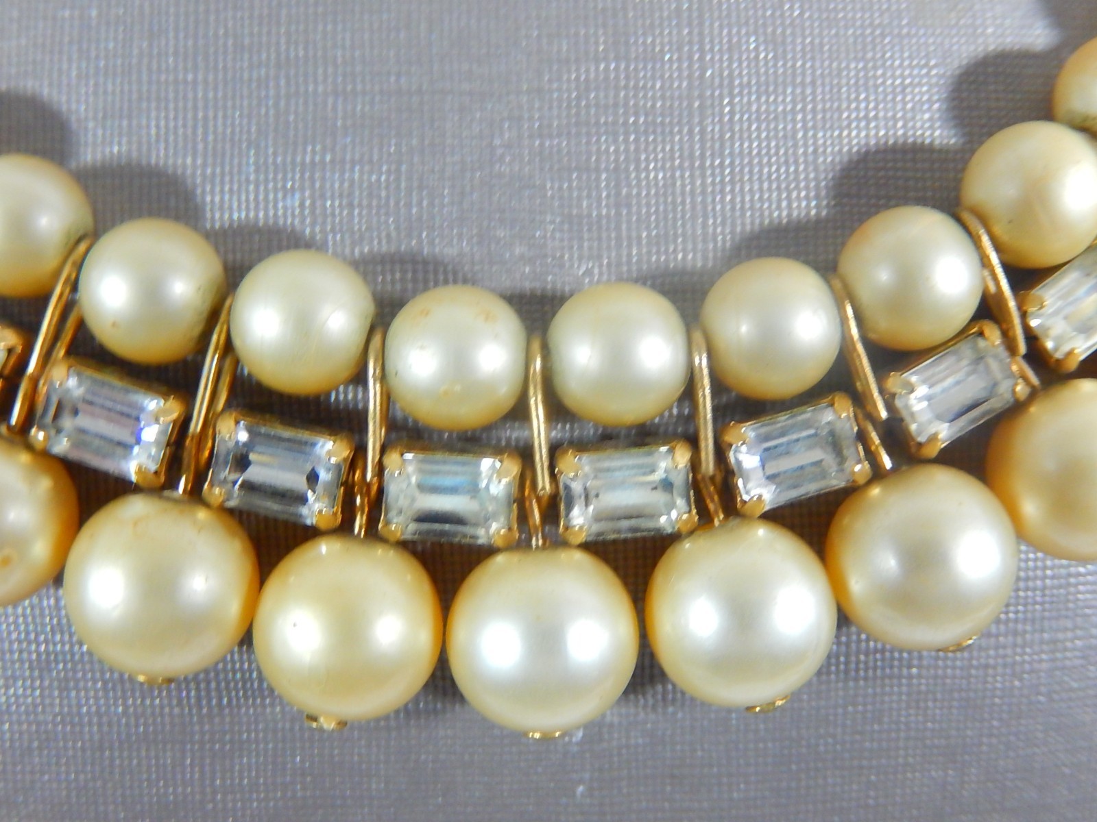 VTG 40’s 50’s FAUX CHAMPAGNE PEARL DANGLES EMERALD RHINESTONE NECKLACE
