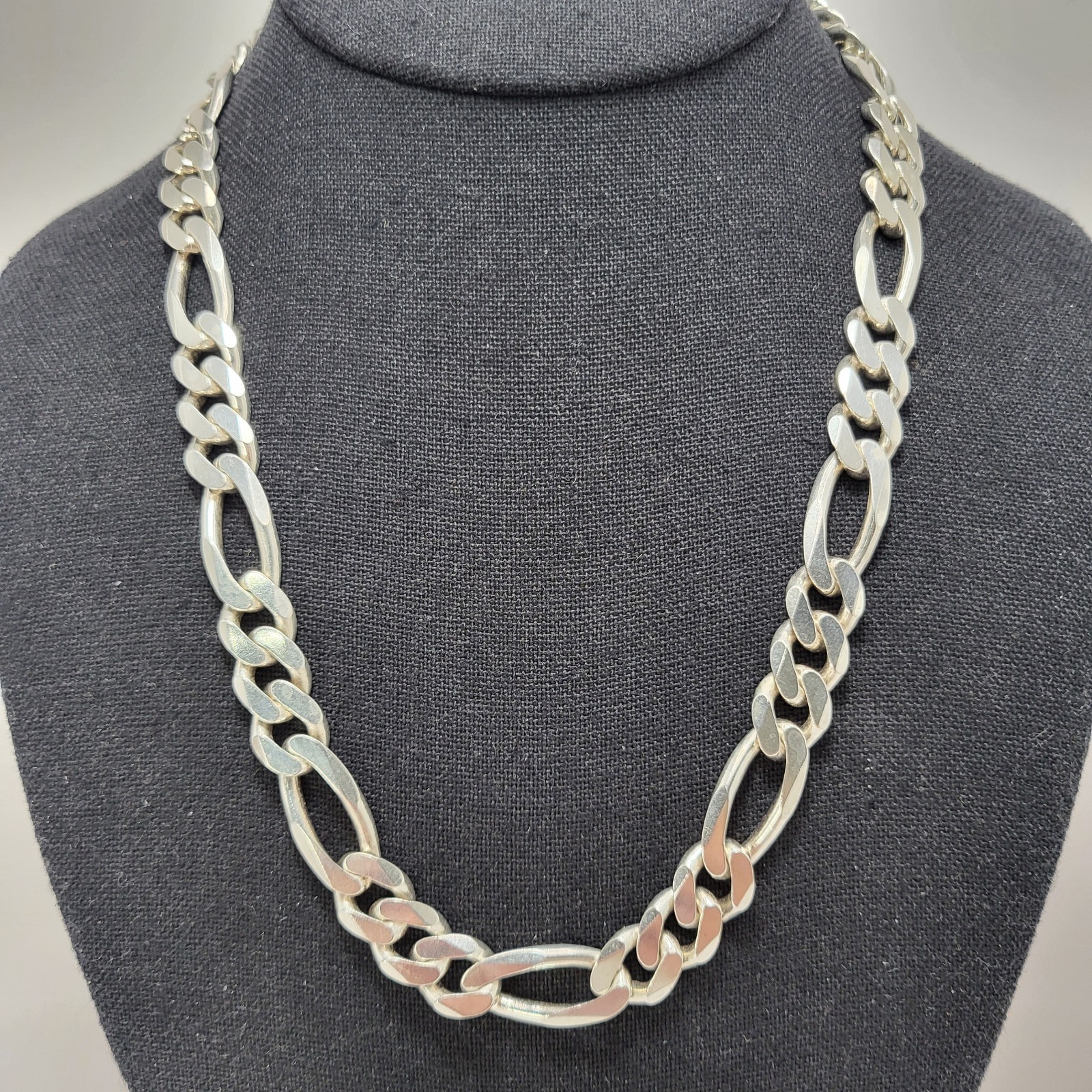Vintage Italy Figaro Chain Necklace Rhodium Plate 20″ Sterling 89 Grams 11 mm