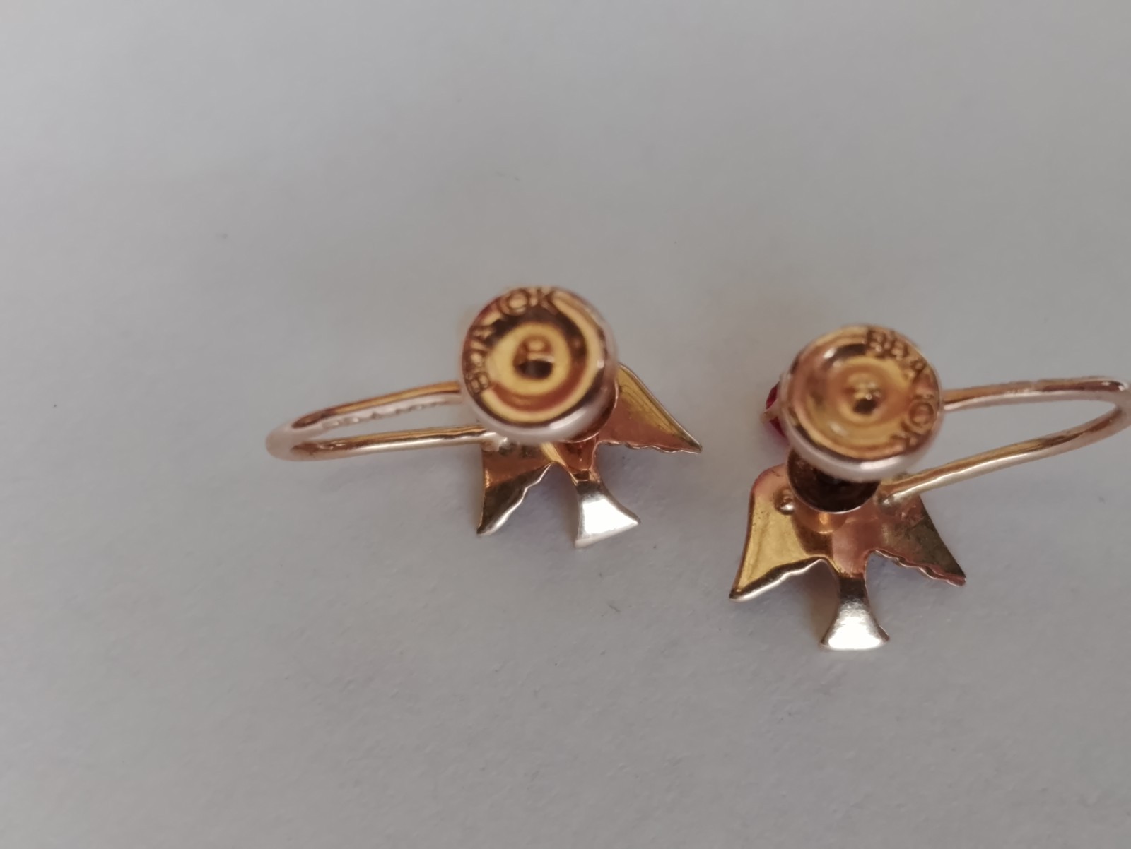 Vintage BDA 10k gold Bird Earrings