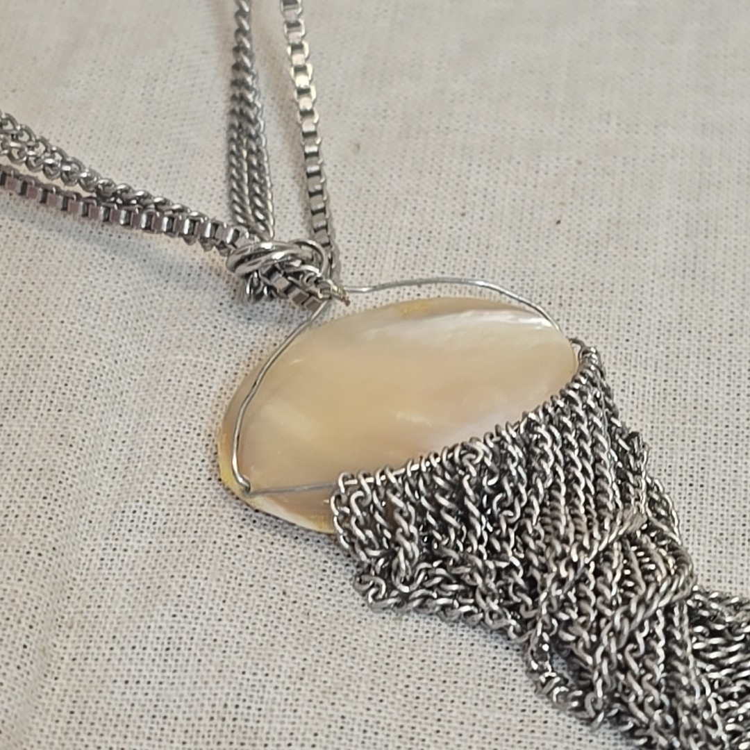 Vintage Charming Charlie Shell & Silver Tone Layered Chain Fringe Necklace MOP