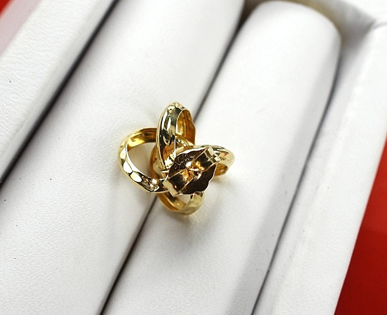 Vintage 14K Yellow Gold Intertwined Ribbon Knot Stud Earrings Openwork Swirl