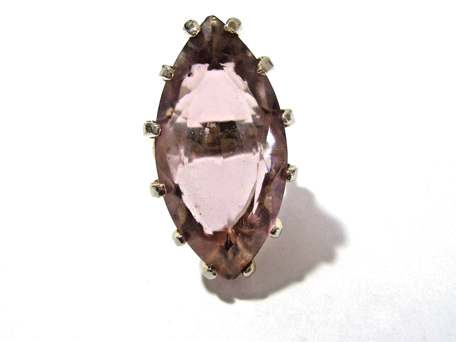 VERY LARGE ACRYLIC LIGHT PURPLE RING GOLD TONE ROSES ADJUSTABLE