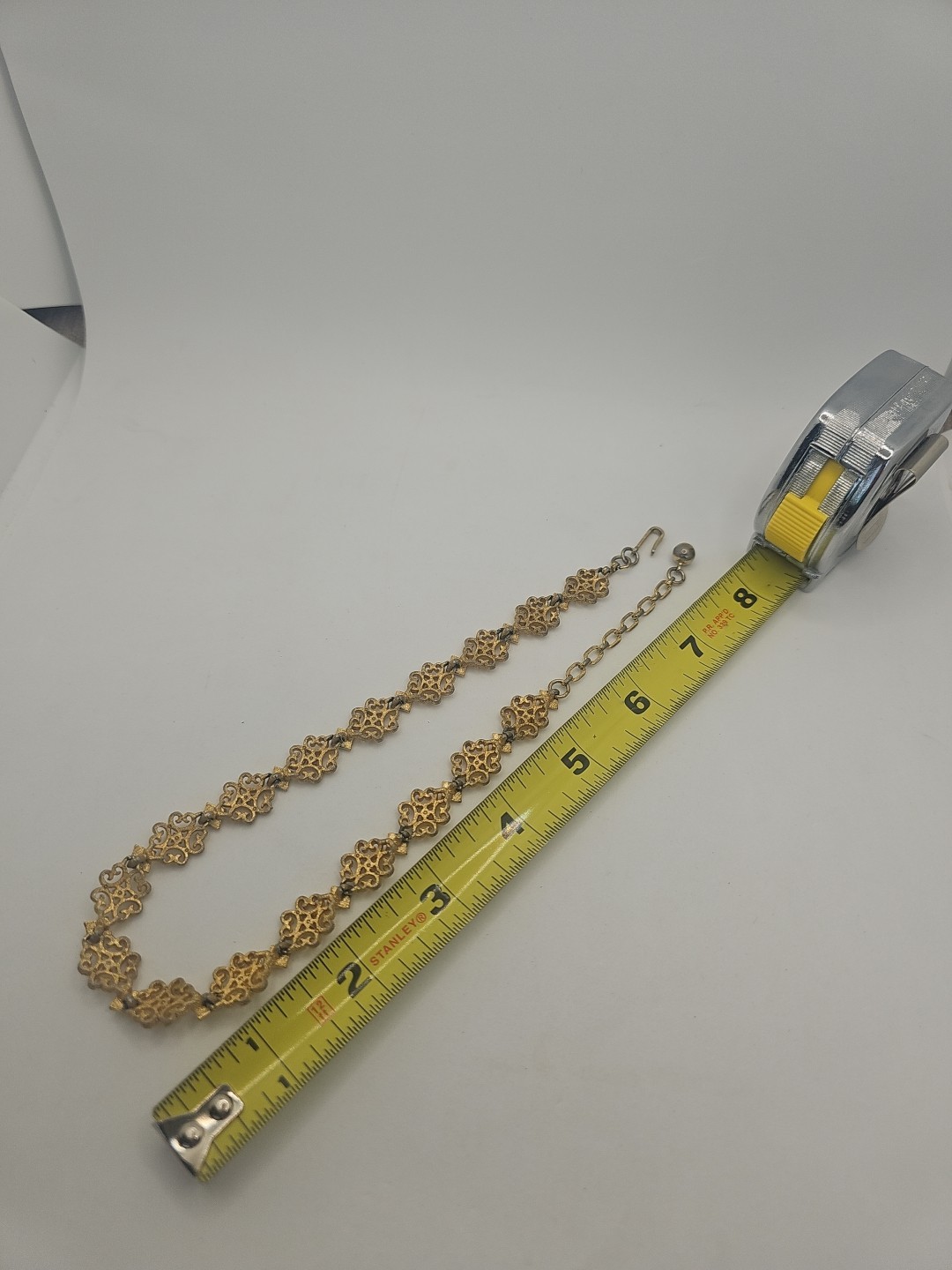 Avon Vintage 1971 Precious Pretenders Necklace