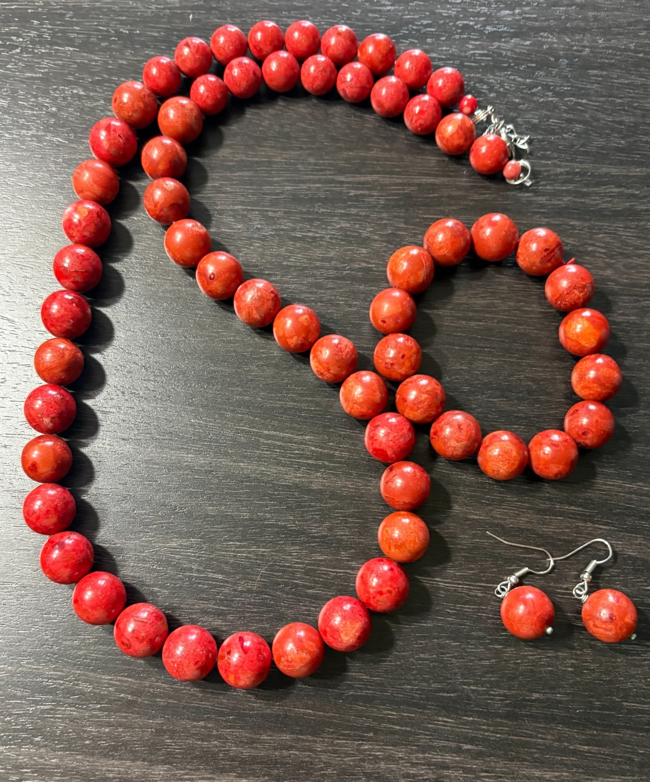 SET of Polished Red Apple Sponge Coral Beaded 26″ Necklace, Bracelet, Earrings