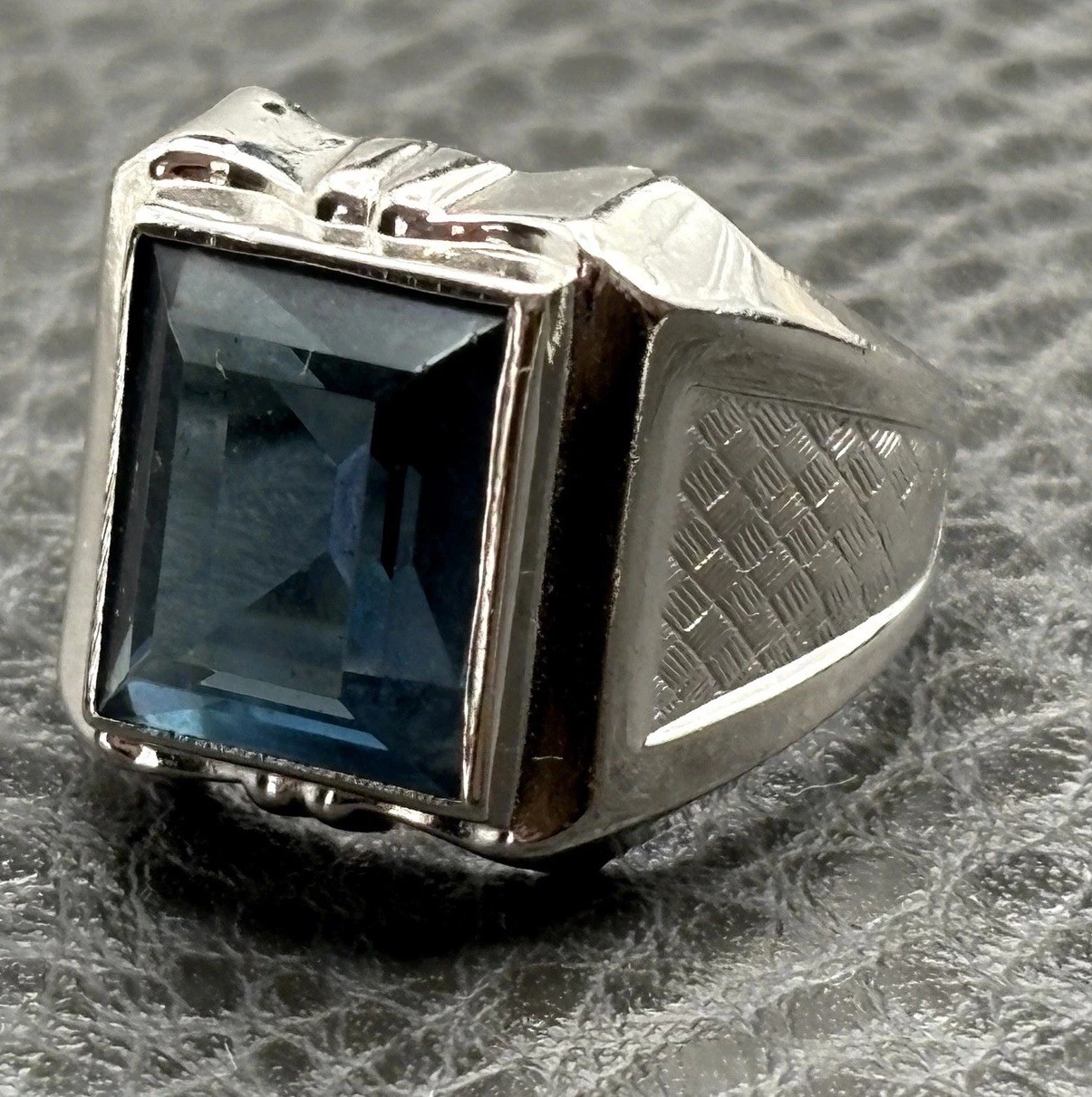 Huge Vargas VTG 18K HGE White Gold Plated Faux Blue Topaz Signet Ring Sz 8