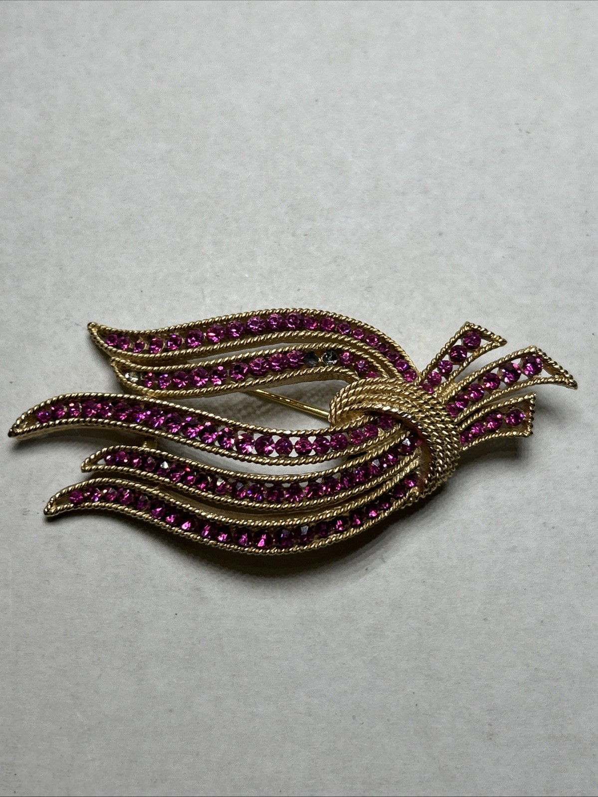 TRIFARI Signed Fuschia Pink Flow Ribbon Bouquet Brooch Missing Some Rhinestones