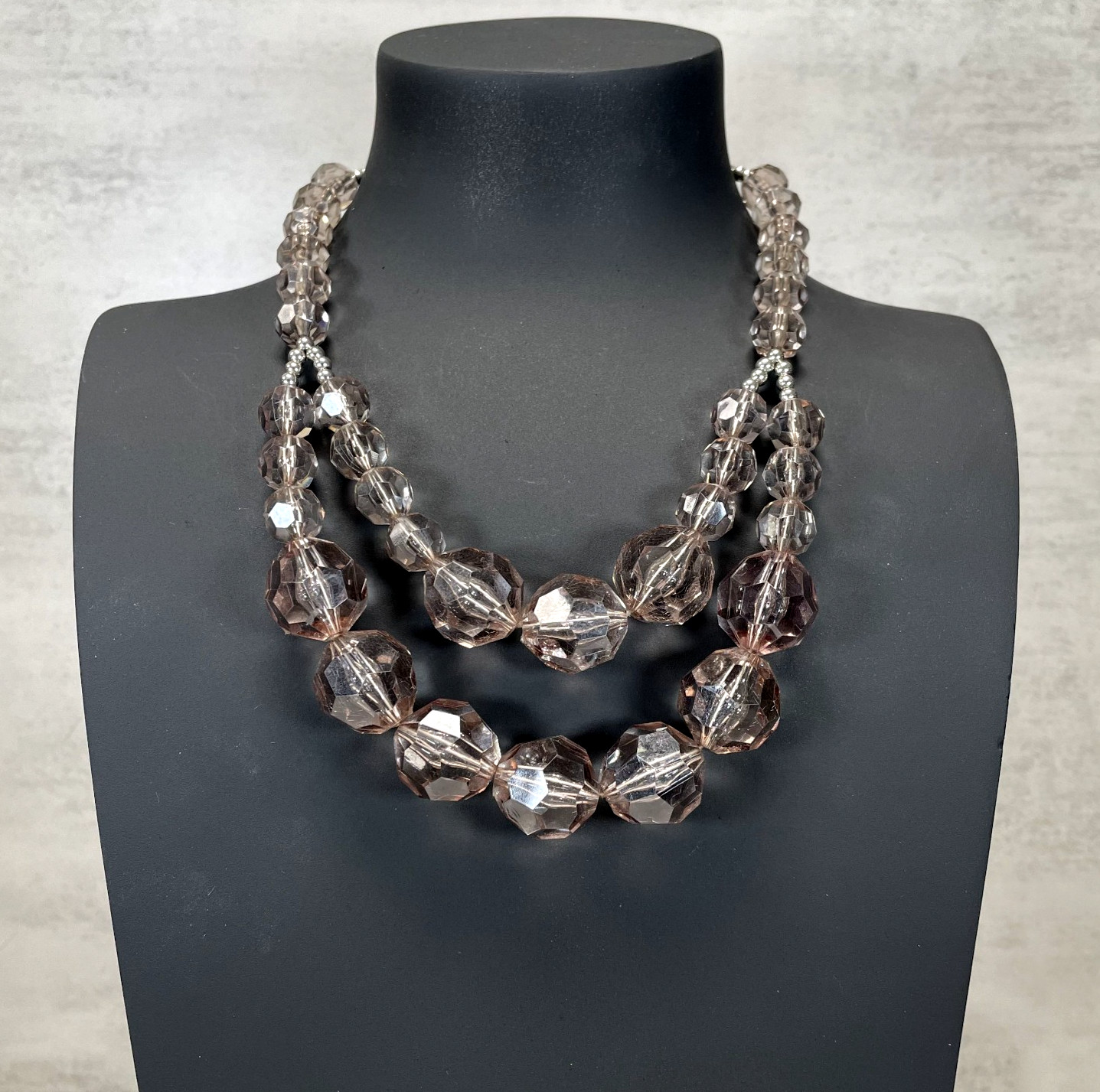 Vintage Double Strand Pale Champaign Color Graduated Faceted Beads Necklace 18″