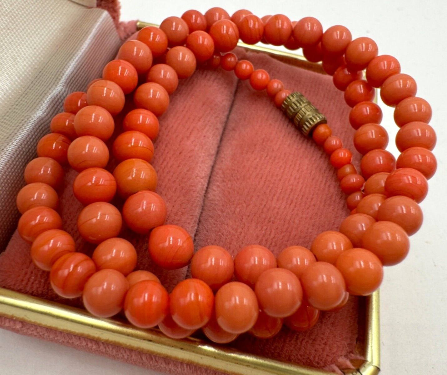 NATURAL GENUINE CORAL 150 Years Old ANTIQUE VICTORIAN NECKLACE 1 STRAND CHOKER