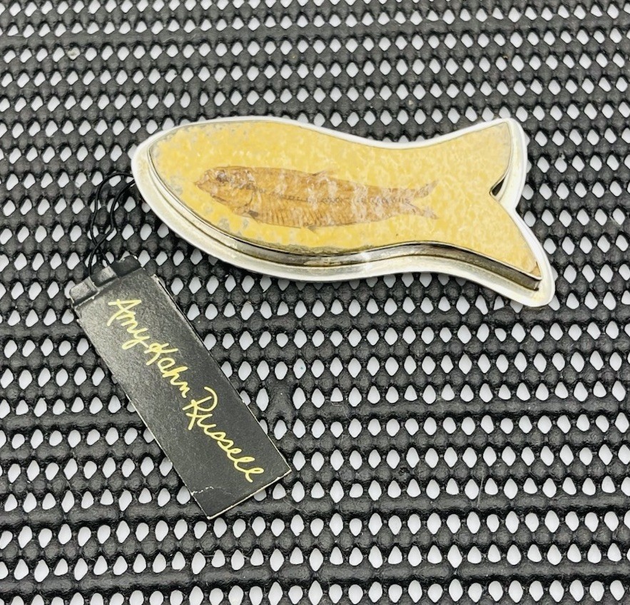 Amy Kahn Russell Vintage Sterling Silver Fish Fossil Brooch Pin