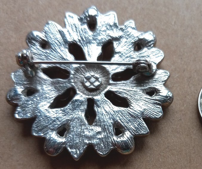 BROOCH CRYSTALS BEADS PINKS PURPLES GRAYS & IRRADESCENT CLEARS HEAVY SILVER TONE