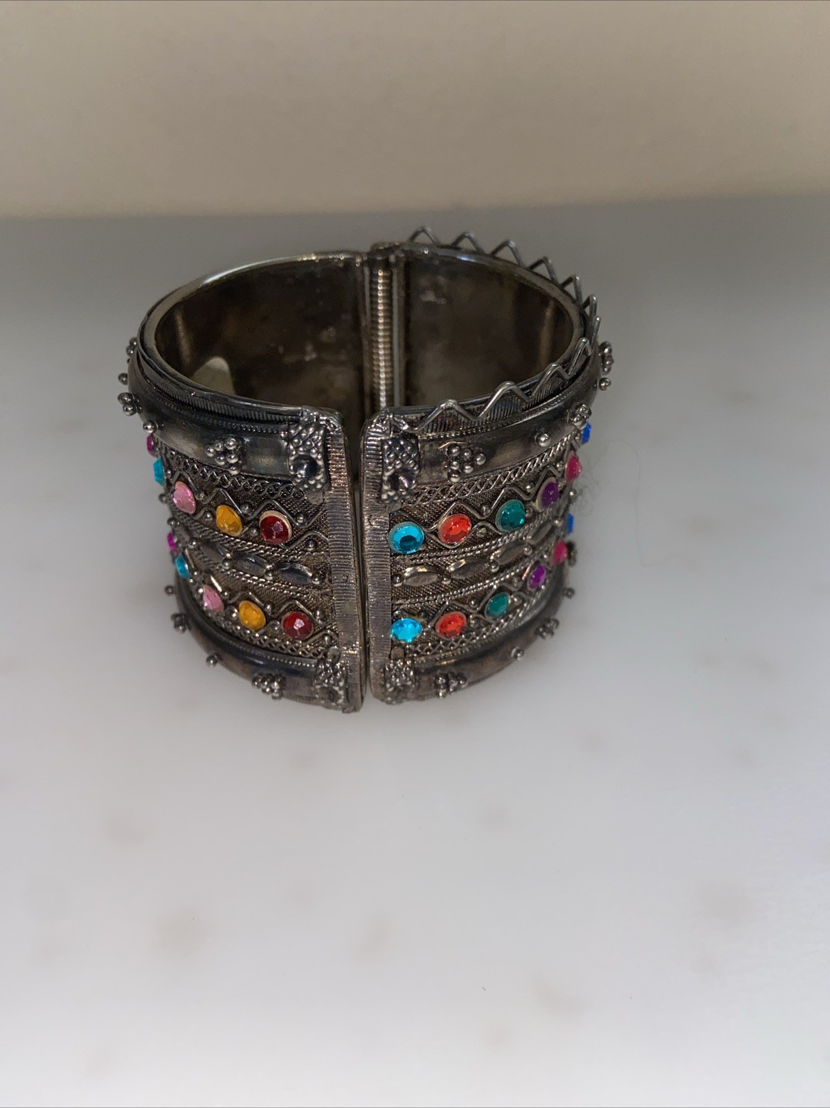 Moroccan 2” Wide Ornate Silver Tone Faux Stones Hinged Belly Dance BRACELET