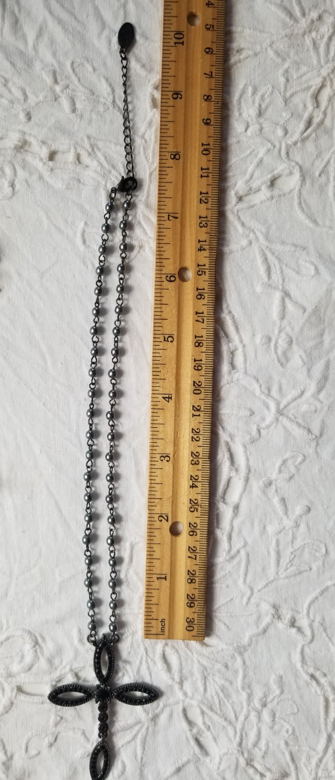 Vtg. Gwen Stefani Black Gothic Rhinestone Articulated Cross Faux Pearl Necklace