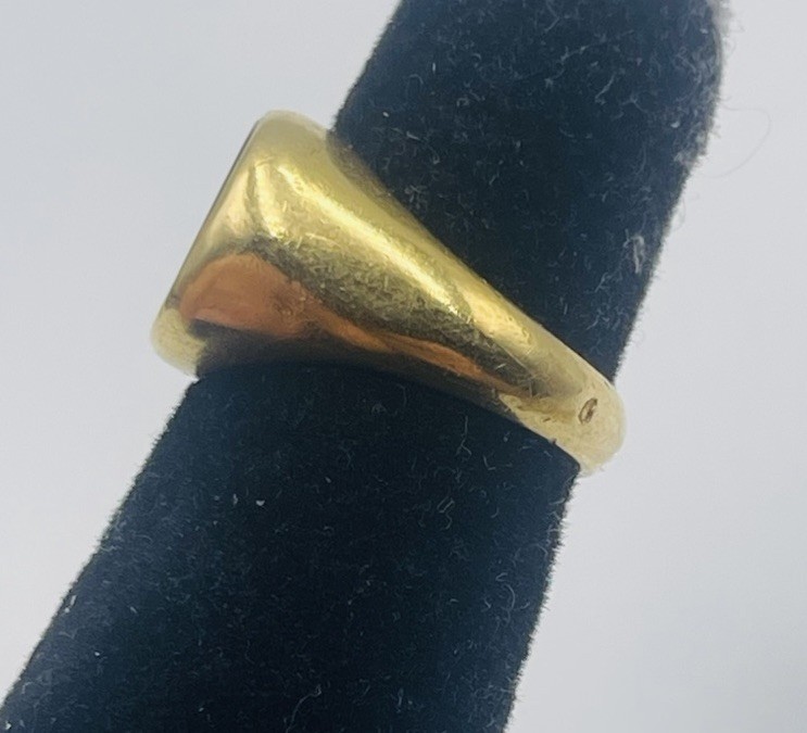 Antique French 18k Yellow Gold Bloodstone Crest Signet Ring Size 4.75