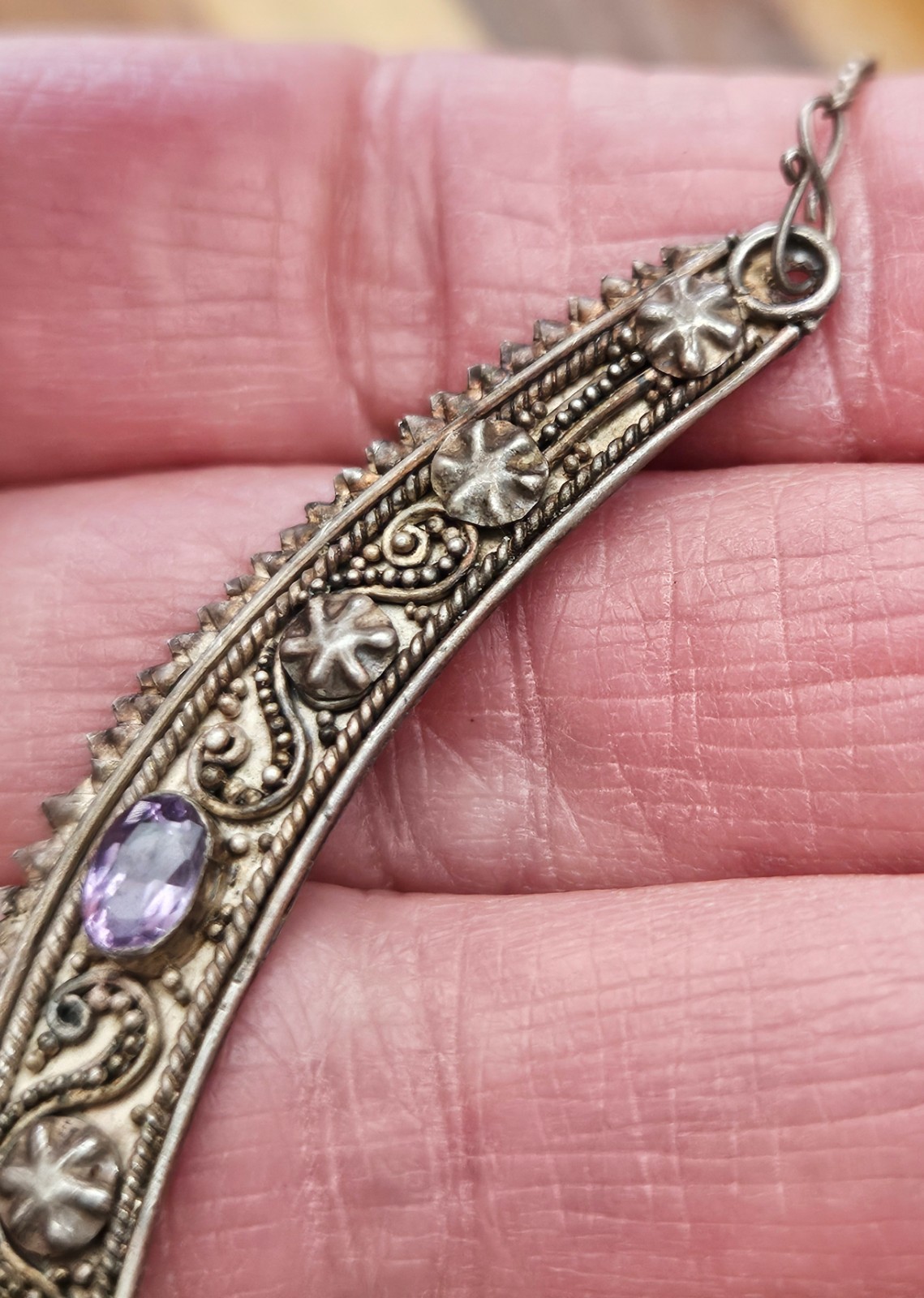 Vintage 925 Sterling Silver Amethyst Embellishments Crescent Necklace 16.5 in