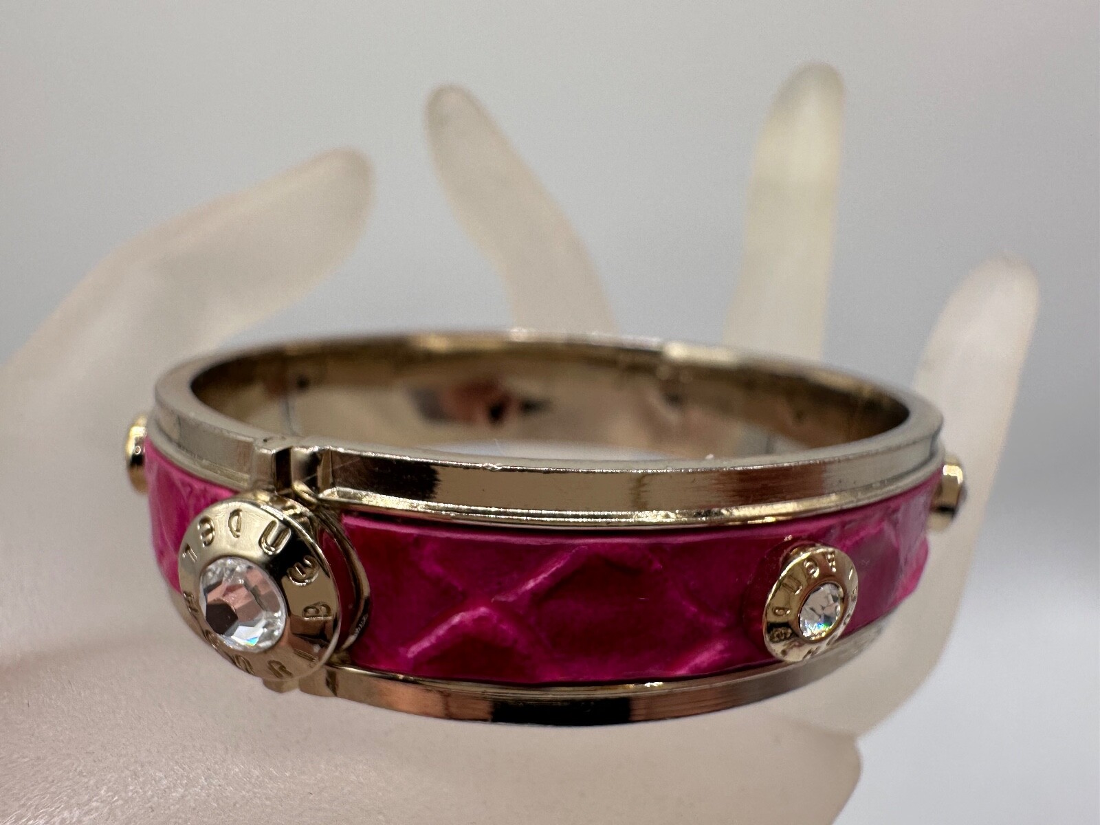 GOLD PLATED CRYSTAL FUCHSIA PINK FAUX SNAKE SKIN HENRI BENDEL NY SIGNED BRACELET