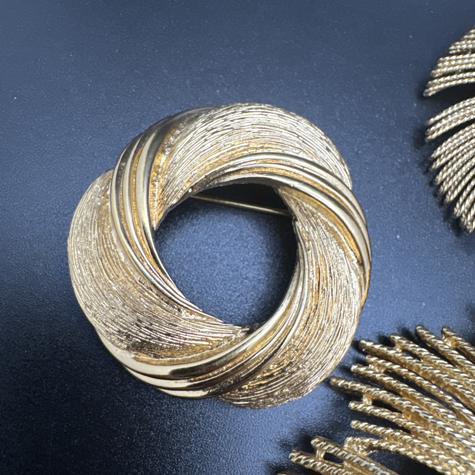 Vintage Monet Brooch Lot Gold Tone Textured Swirl Ribbon Knot Pins 4pc Signed
