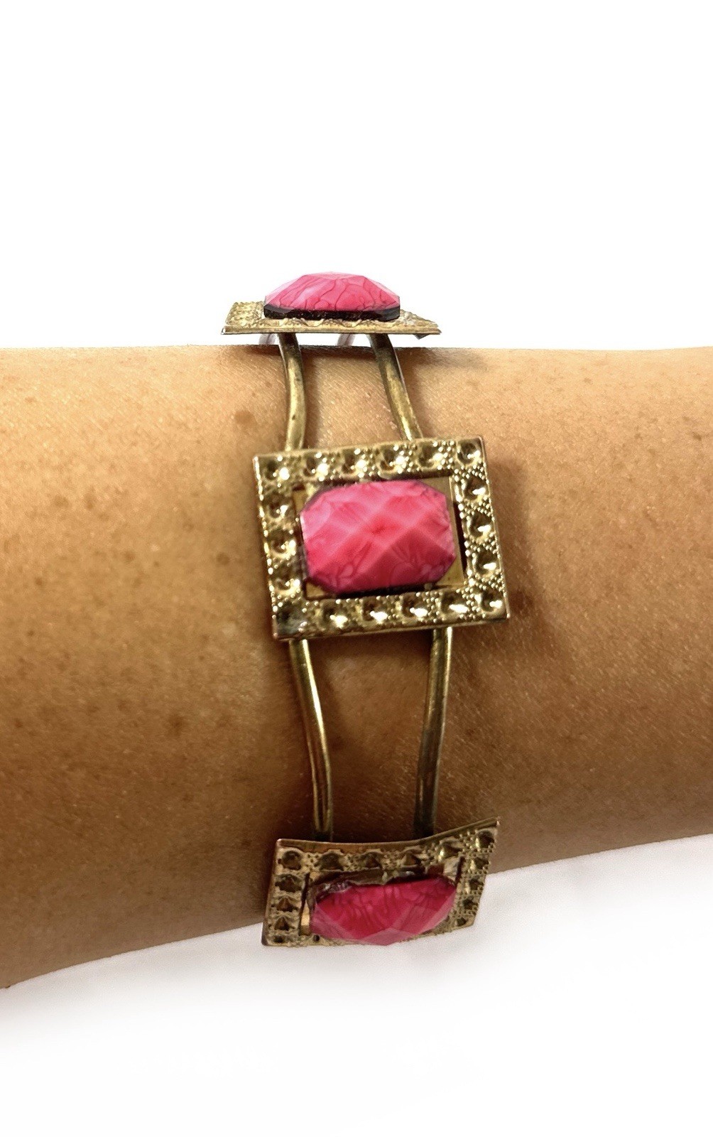 Vtg Brass Tone Cuff Bracelet Pink Jewels & Matching Adjustable Ring