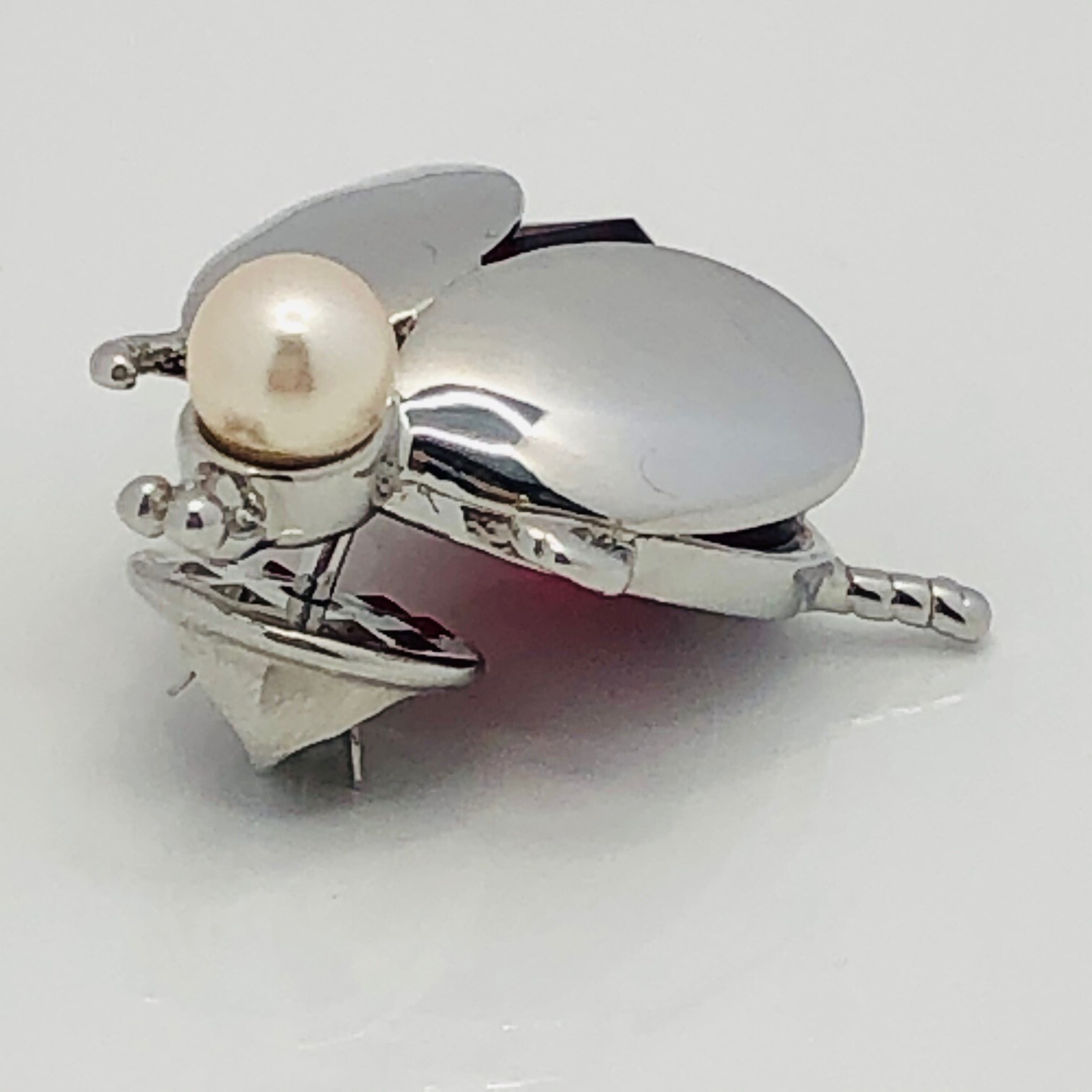 Auth New Henri Bendel Lady Bug Beetle Ruby and Faux Pearl Brooch Broach