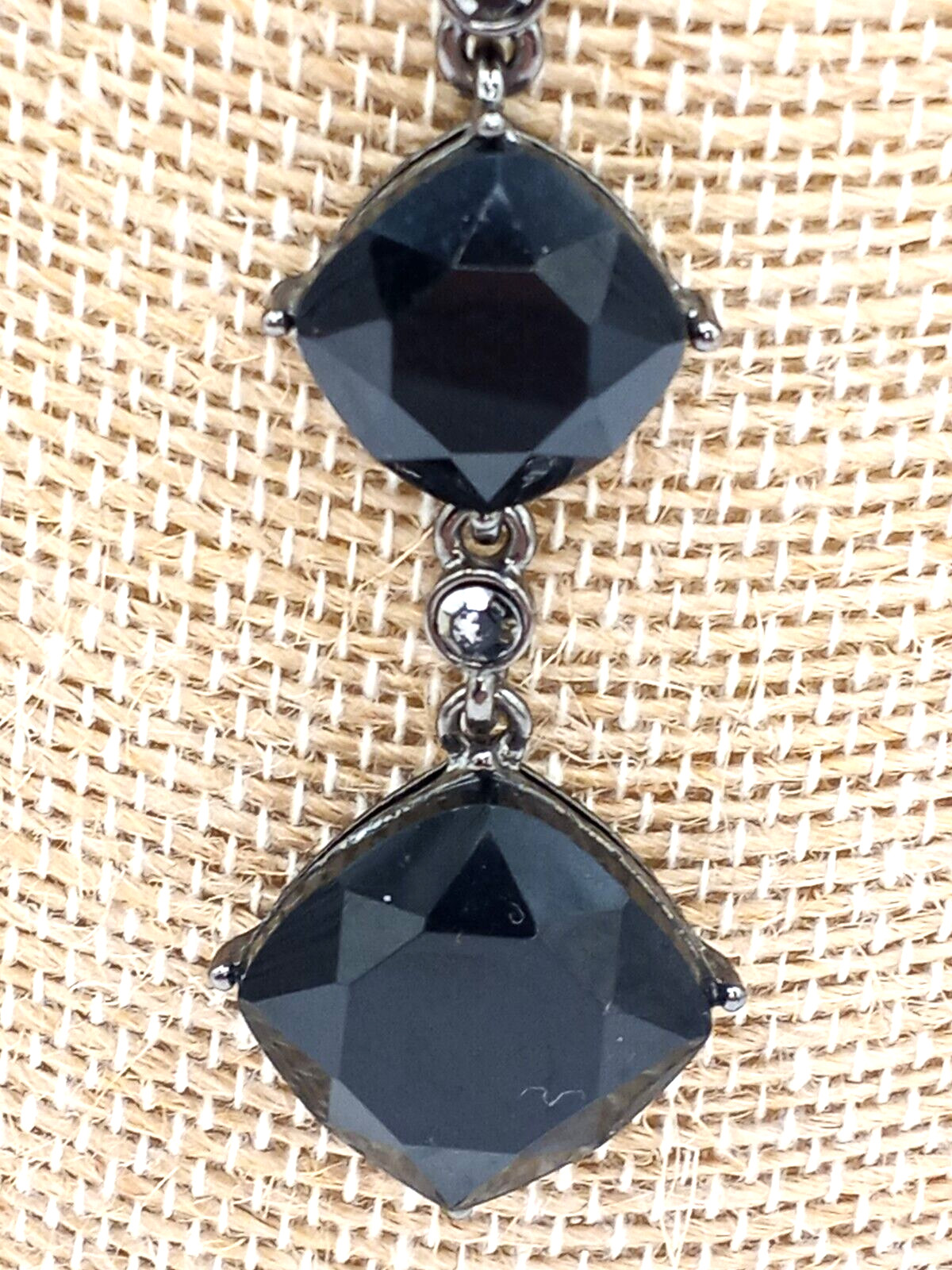 Beautiful Crown Trifari Black Acrylic Faceted Stone Y-Drop Necklace