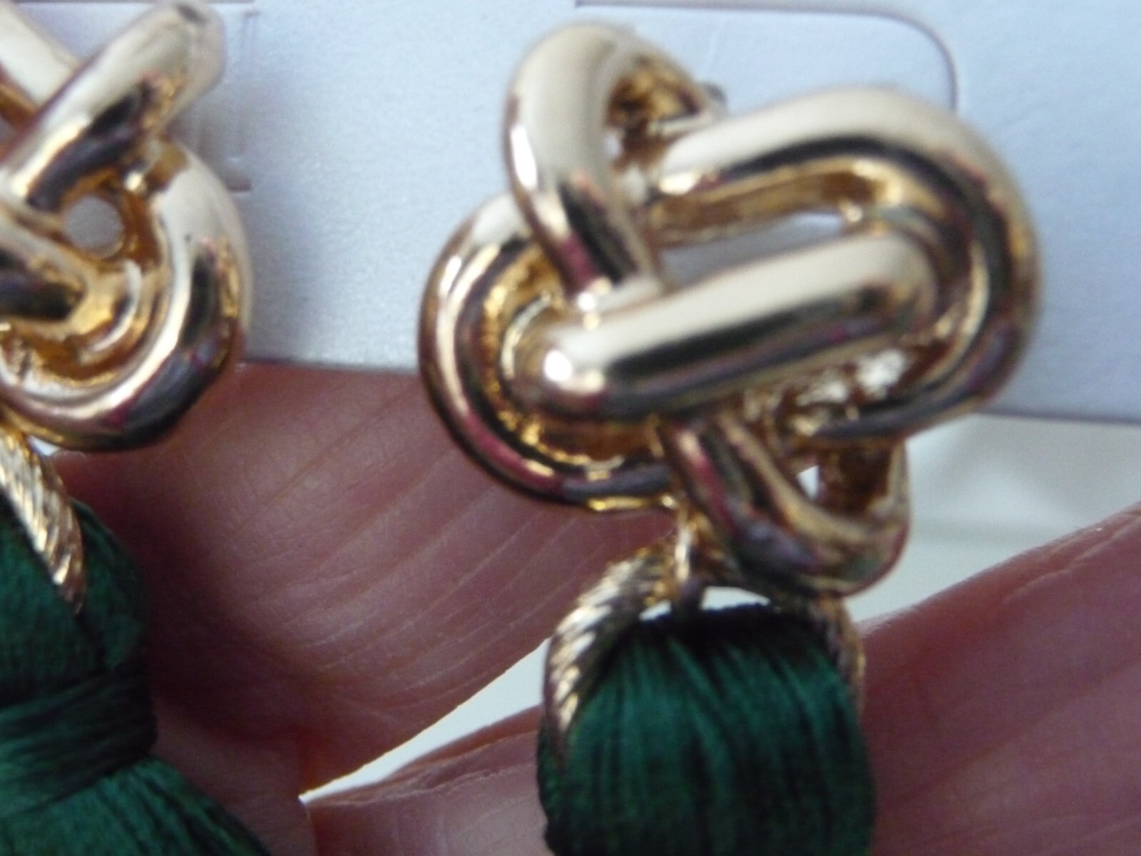 SUGARFIX on CARD GOLD TONE W GREEN THREAD FRINGE AS IS PIERCED EARRINGS #19/2A