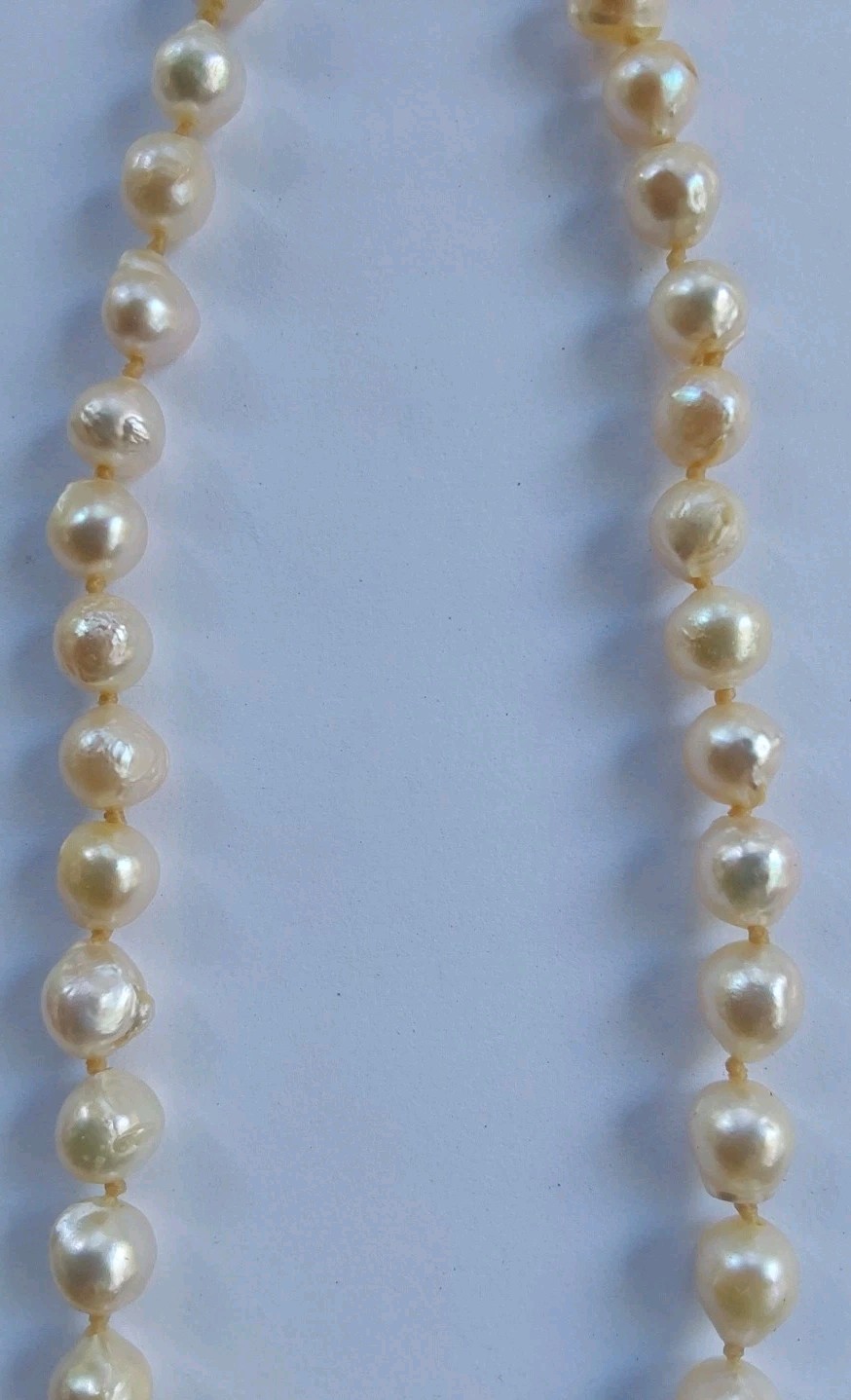 Vintage Baroque Champagne 16″ Ladies 8MM Pearl Necklace w/14KT Gold Clasp 31.6 G
