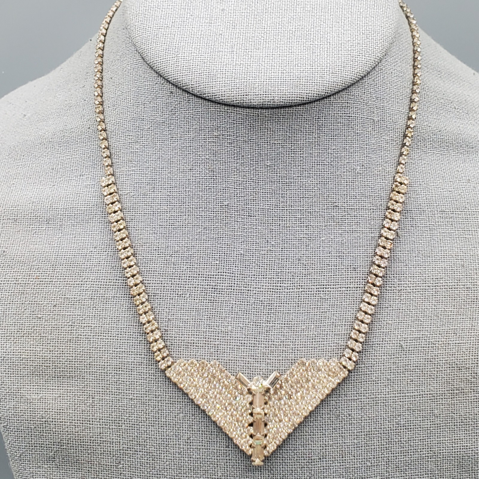 Estate Rhinestone Necklace Cup Chain Round And Emerald Cut Large V 16″