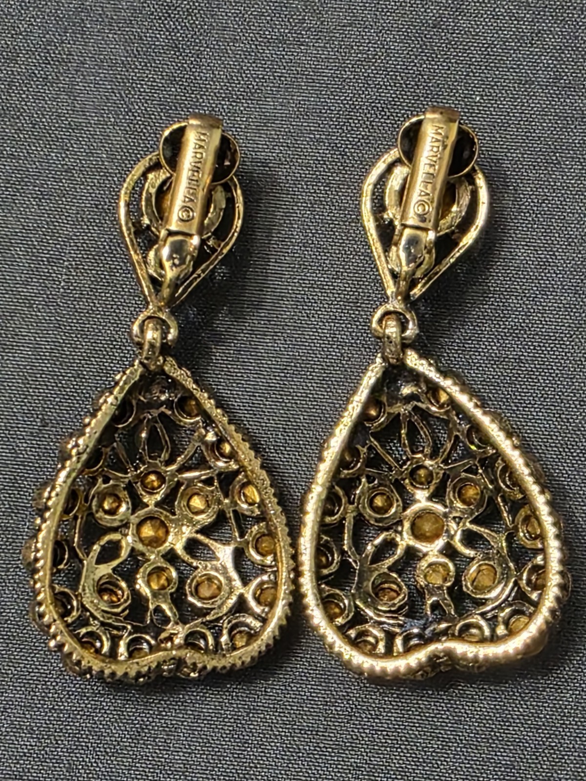 Estate – Gold Tone – Vintage Amber Colored Stones – Dangle Earrings – Item 264