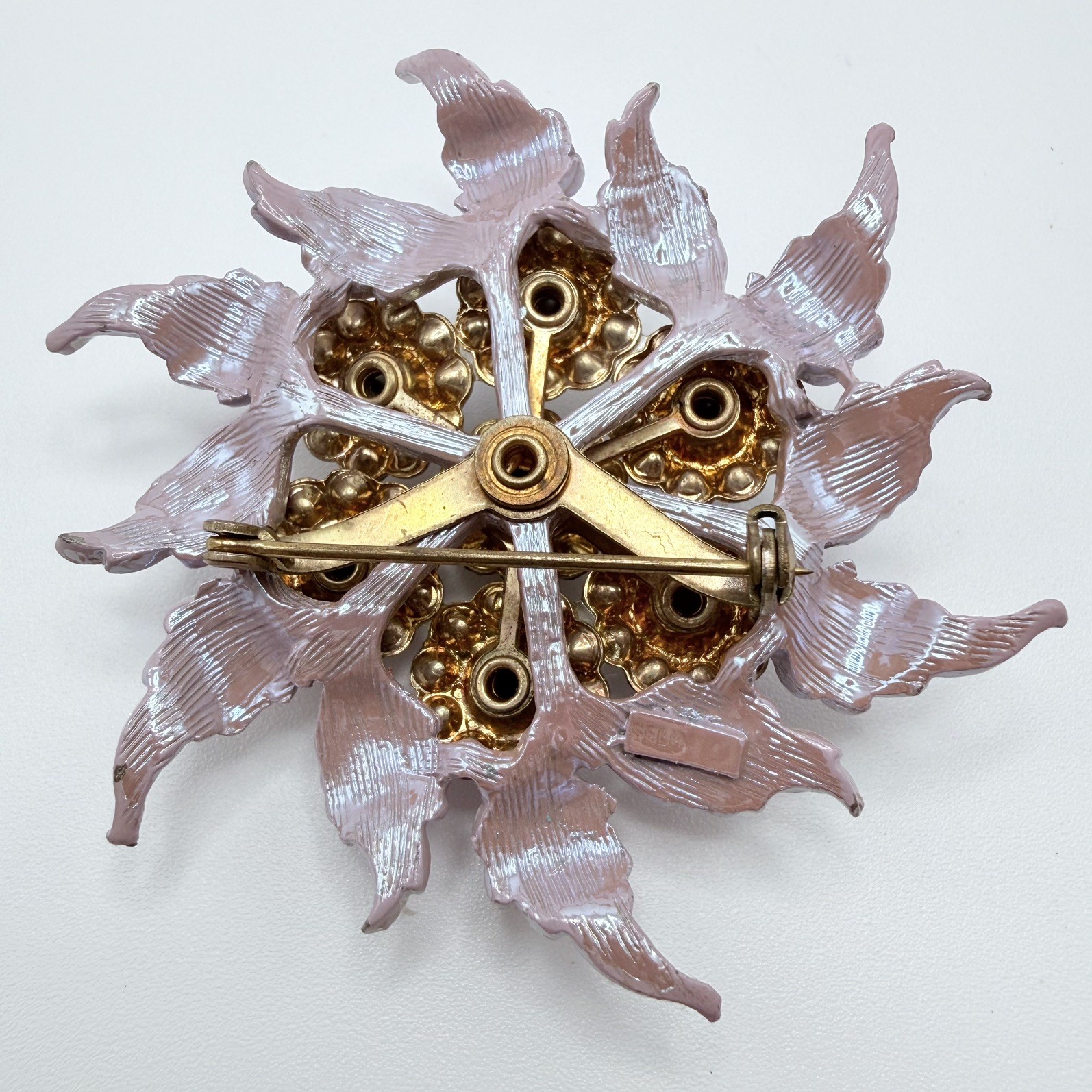 Selini Pearlescent Pink Rhinestone Pin Brooch Aurora Borealis Crystal Vintage