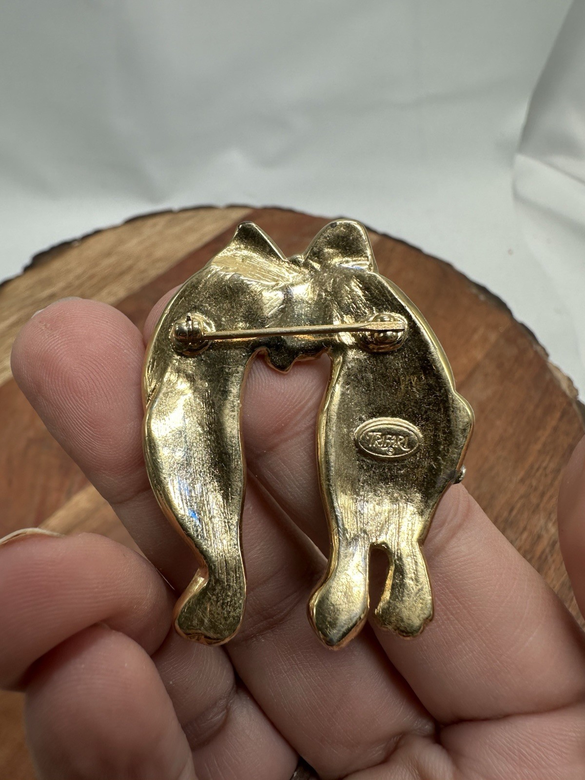 Vintage TRIFARI Enamel Black Panther Cat Feline Lion Brooch Pin Statement Safari