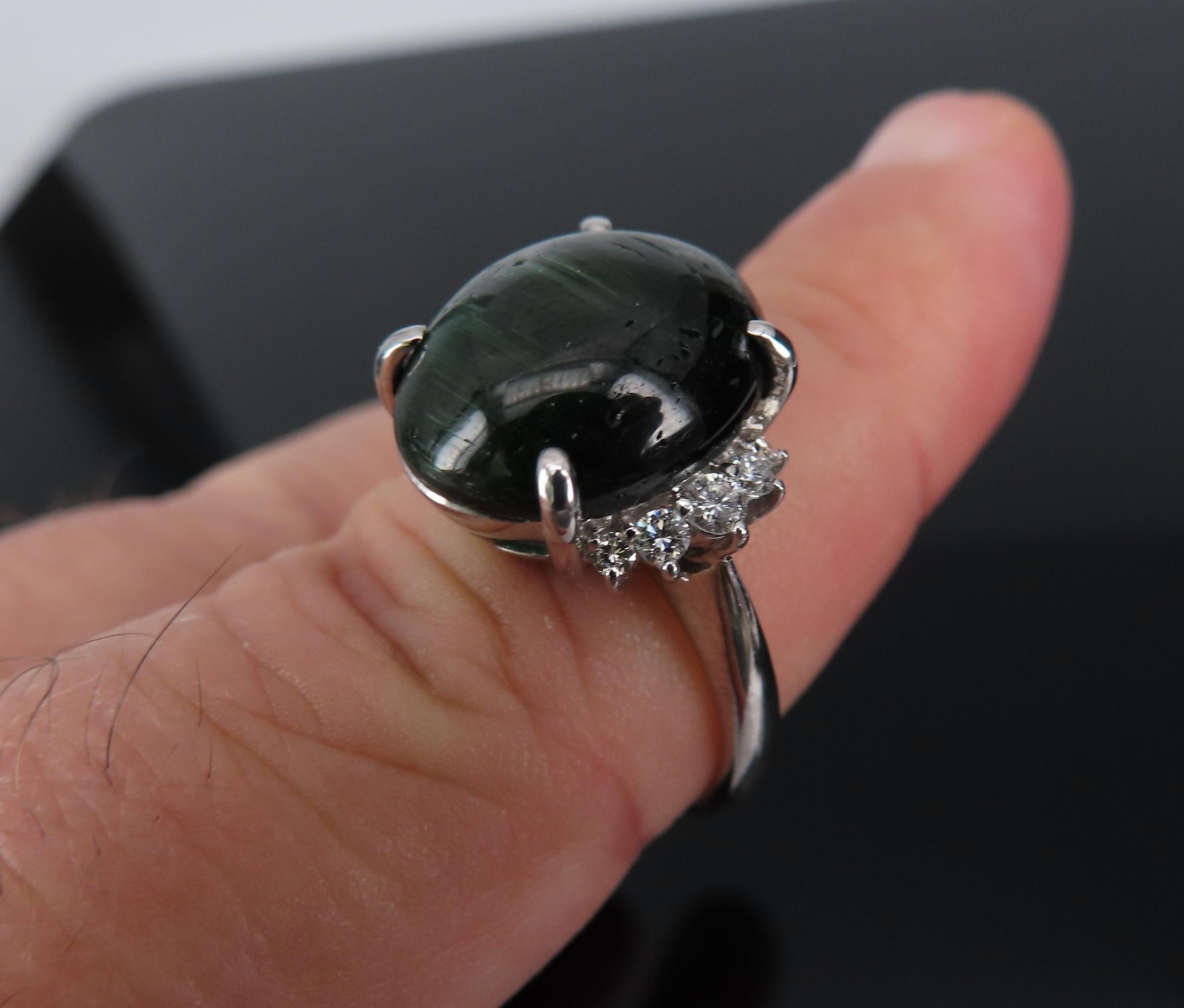 8.05ct Natural Cat’s Eye Green Tourmaline 0.26ct Diamond Platinum Ring Size 6.75