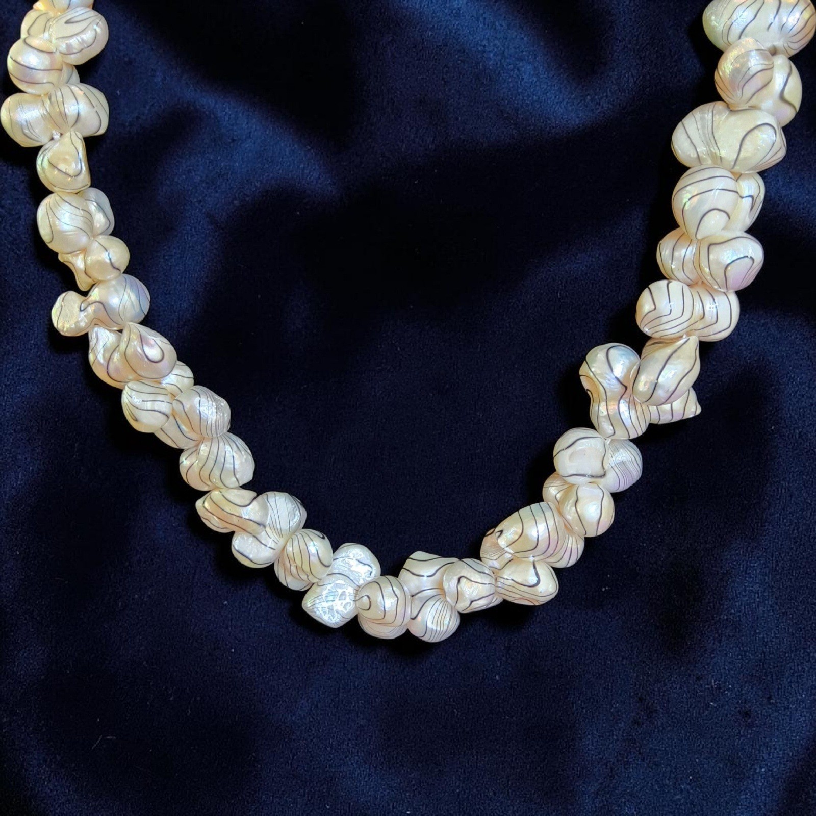 Vintage Art Glass Necklace White Iridescent Freeform Beads Black Swirl 16″ Heavy