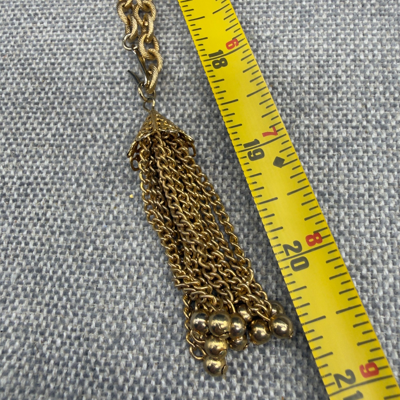 Vintage Necklace Tassel Pendant Textured Gold Tone Links 36 Inches