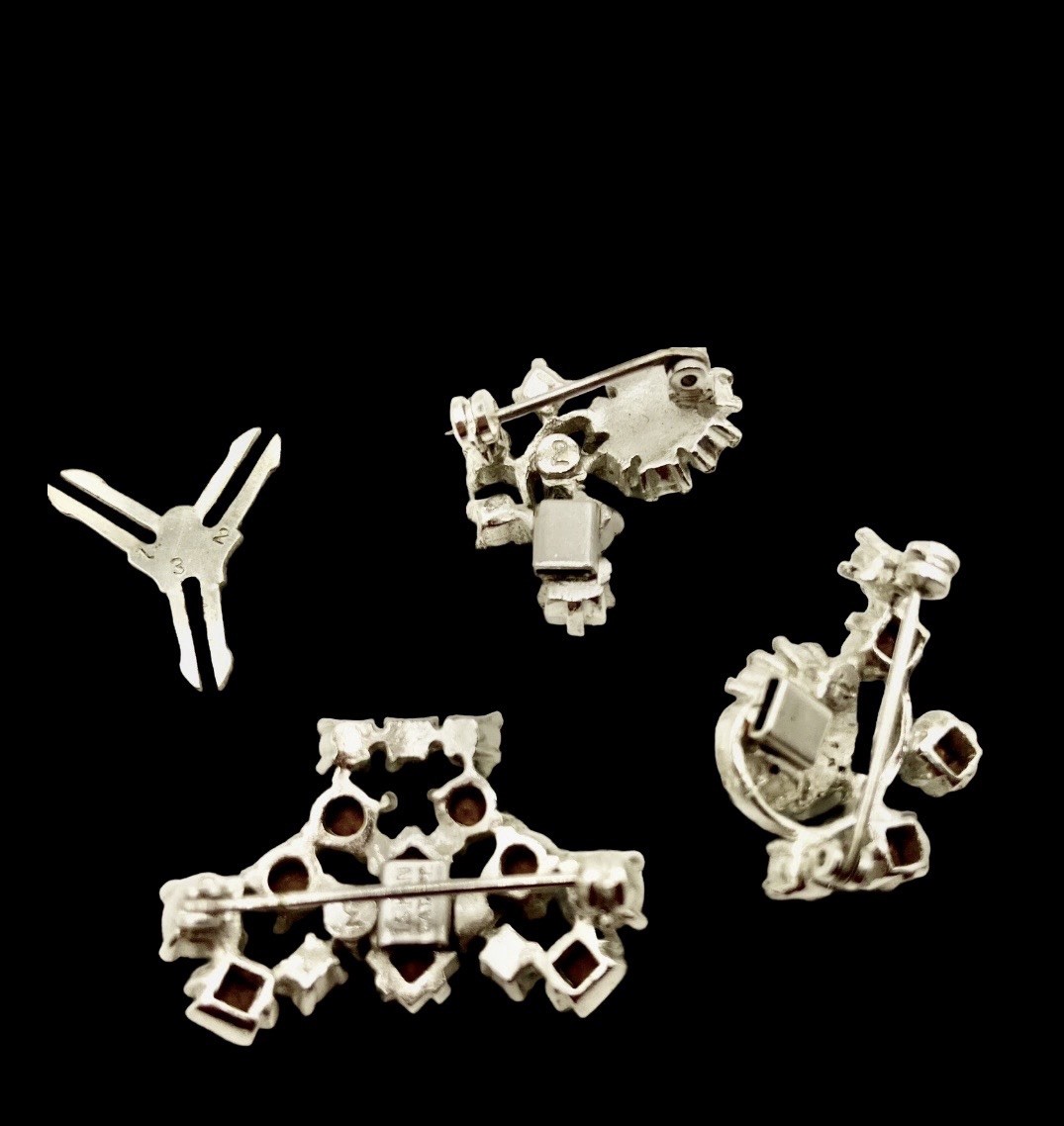 HTF Signed ISKIN Patent Modular 3-Piece Convertible Scatter Pin Set~1950s
