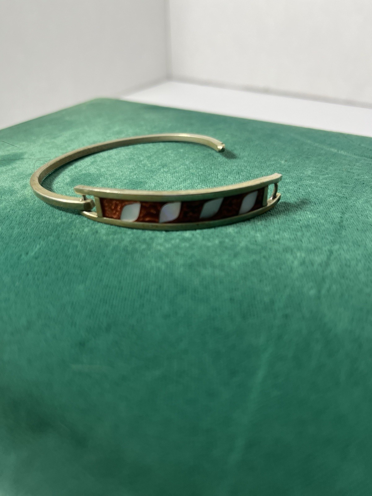 Vintage Mexico Alpaca Abalone Inlay Red And Leaf Hinged Bracelet