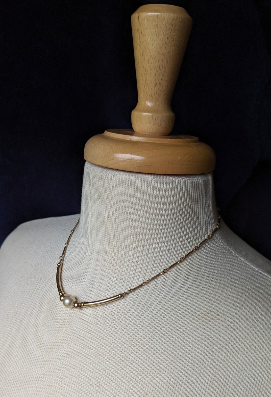 Sarah Coventry Gold Tone Station Bar Round Faux Pearl Bead 16″ Link Necklace