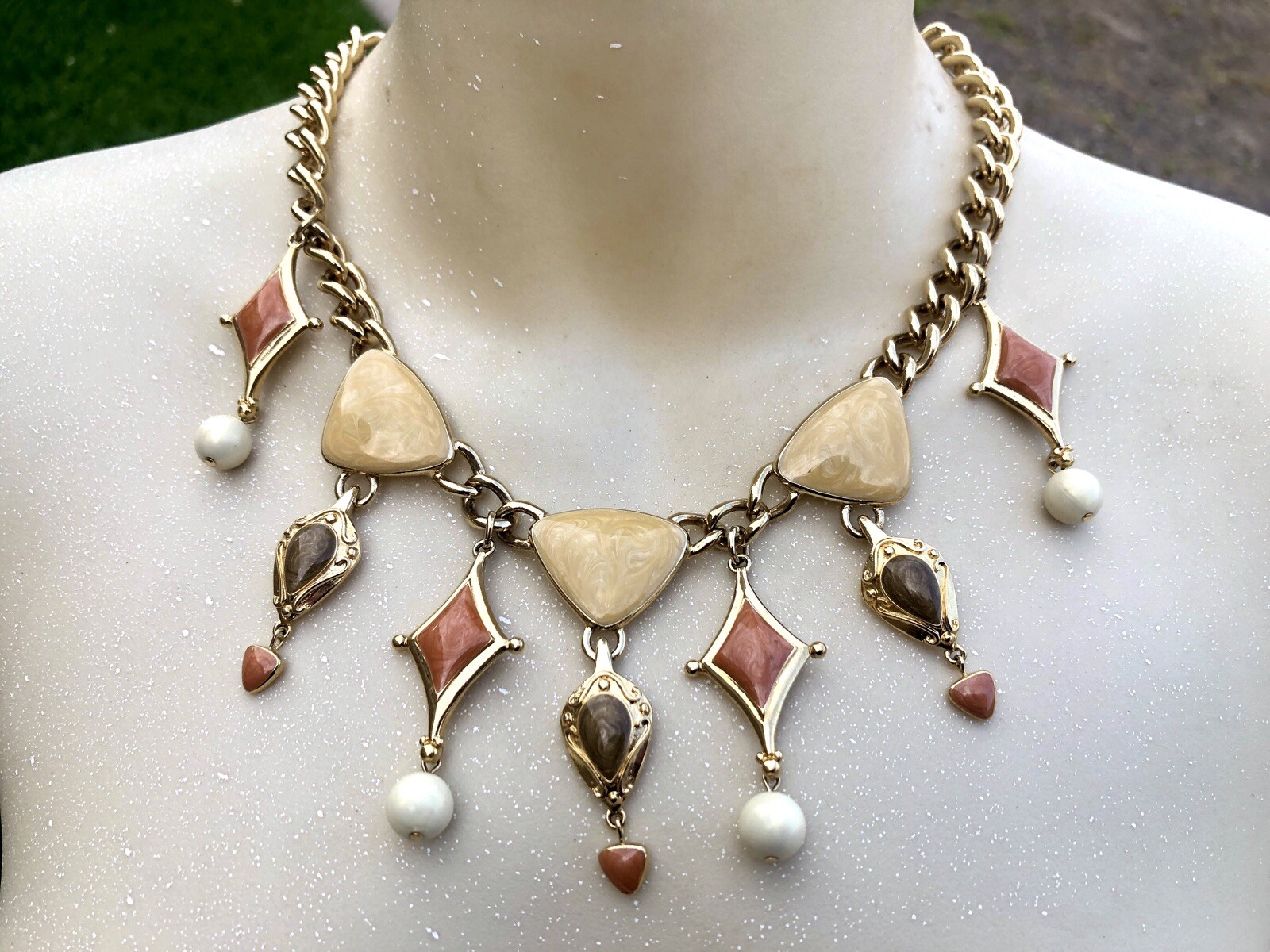 Vintage Trifari Gold Cream Tan Orange Enameled Drop Necklace