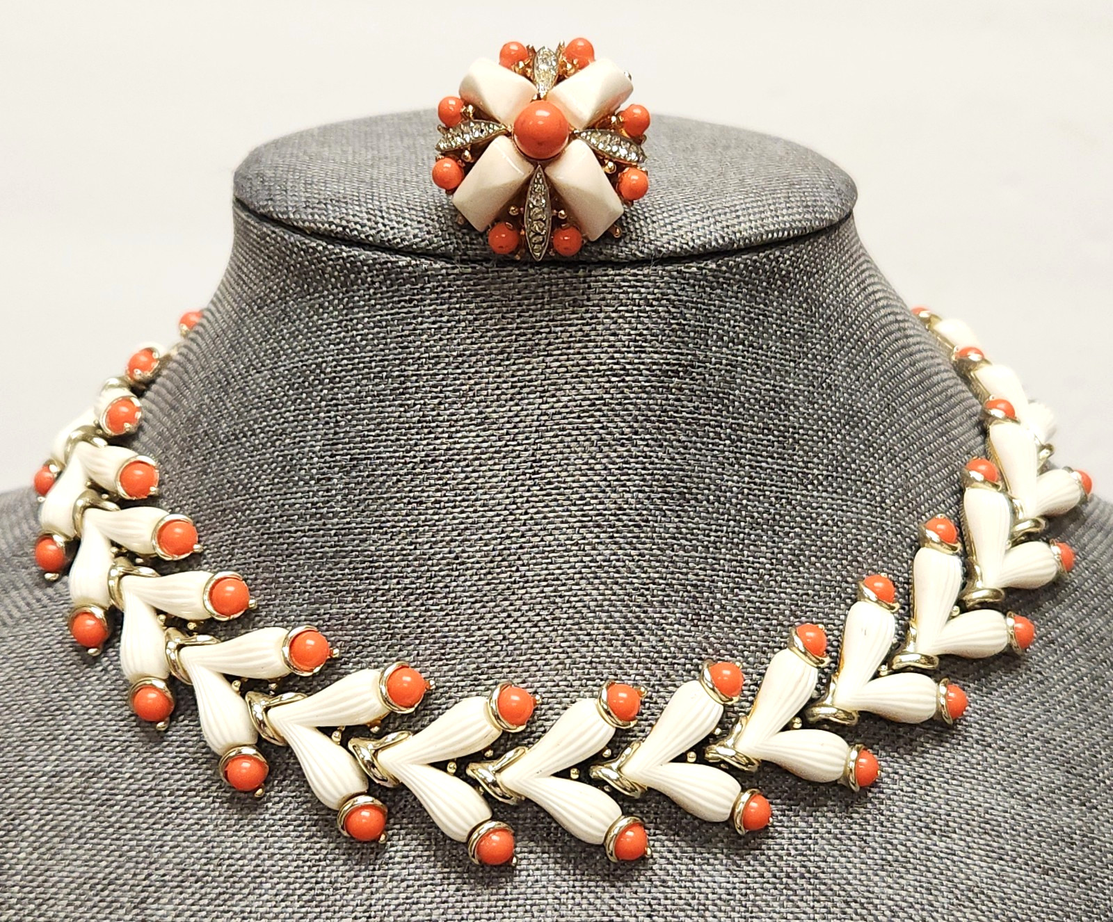 Marvella Fluted Cream & Coral Orange Color Lucite Adjustable Necklace & Ring