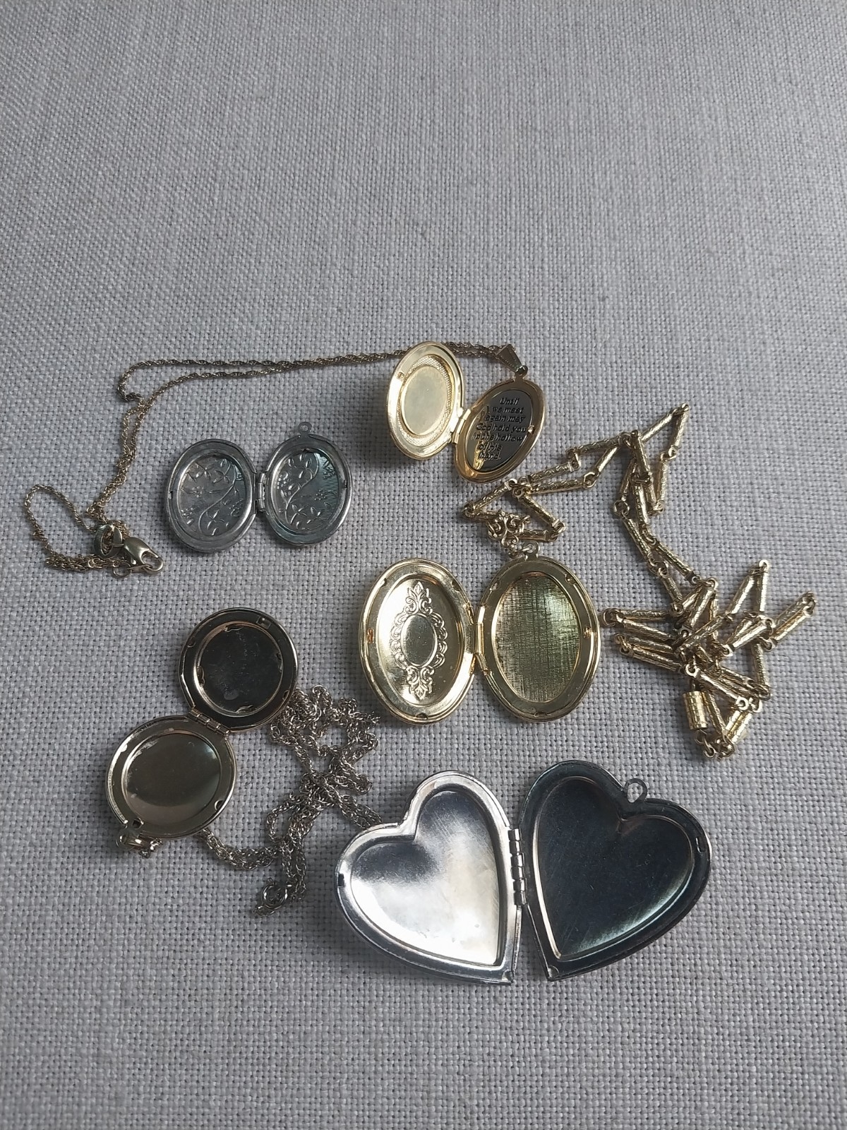 Lot Of 5 Vintage Lockets With 1 Signed Lovely And Collectible Lot