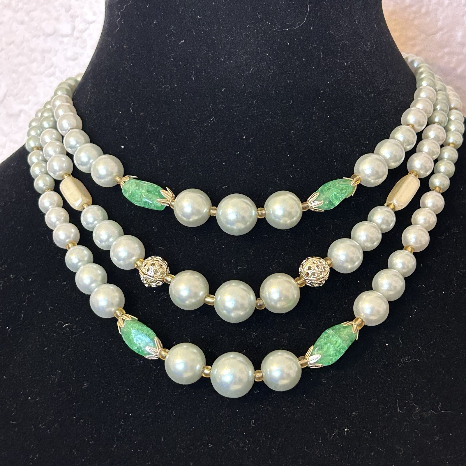 Vintage Beaded Necklace Japan Green Crackle Glass Kawaiicore Multi Strand 17”