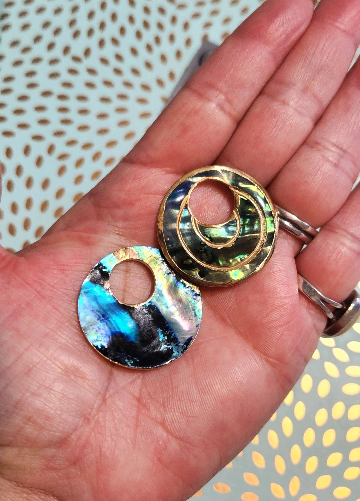 VTG NOS!! Peacock Paua Shell Doornocker Goldtone 2 In 1 Earrings