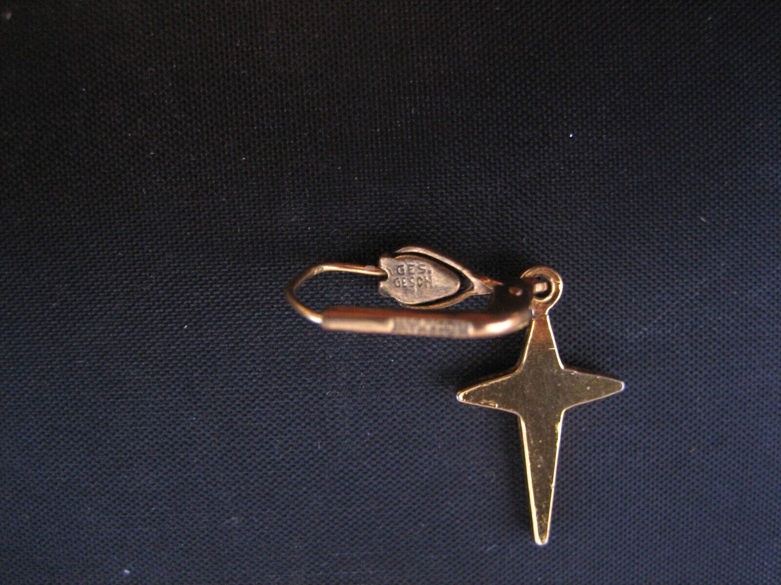Vintage GES GESCH (Gesetzlich Geschutzt) West Germany Gold Tone Hook Earrings