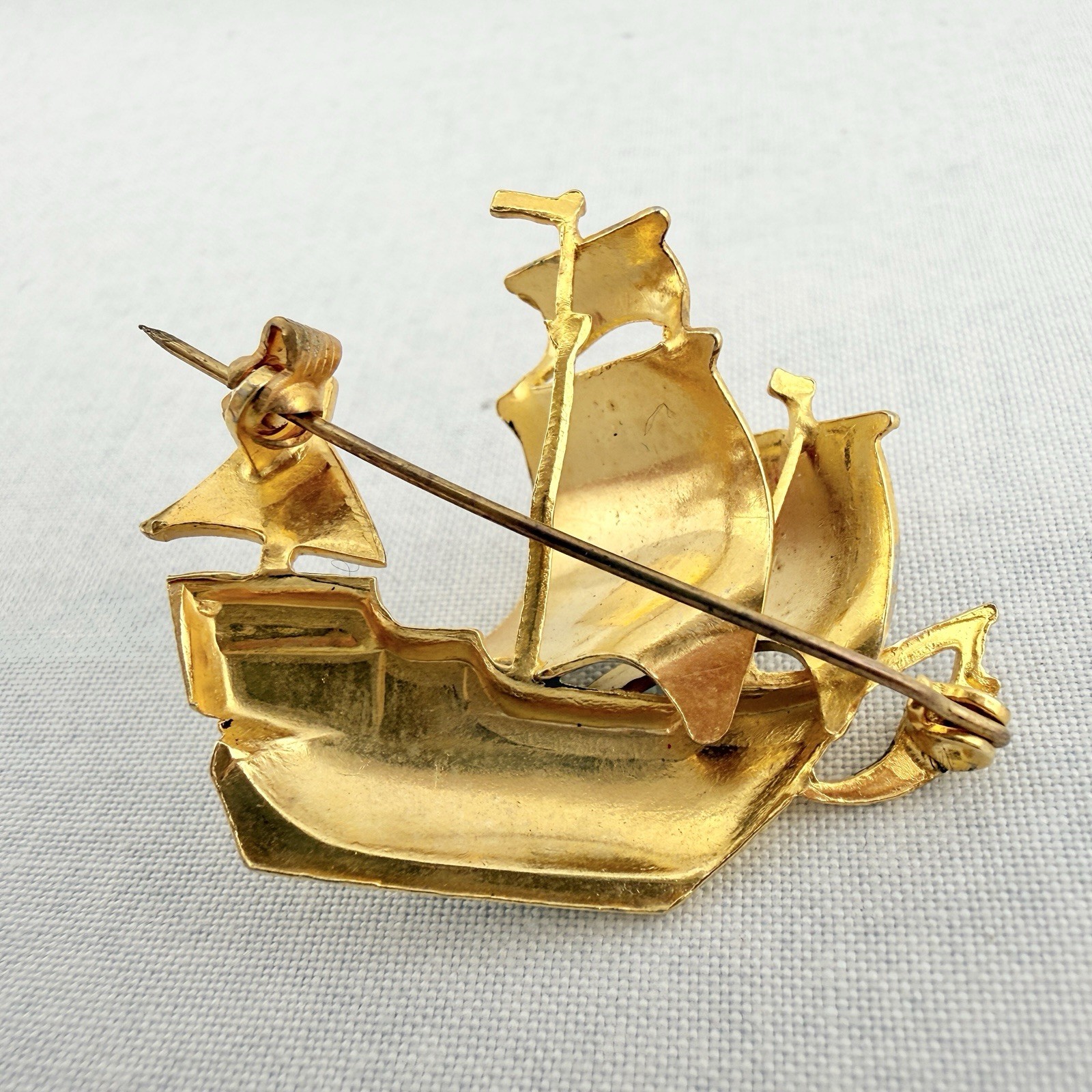 Vintage Spanish Ship Brooch Pin Damascene Sailing Galleon Gold Tone Nautical Art