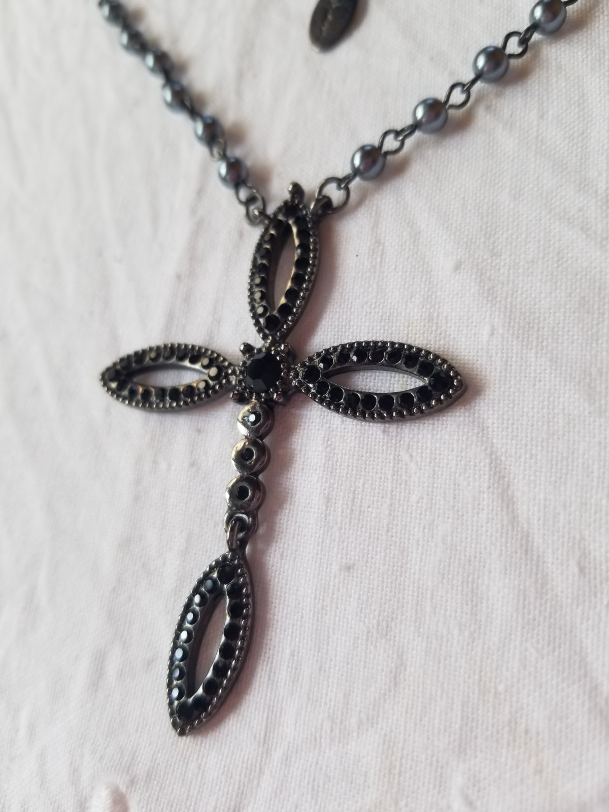 Vtg. Gwen Stefani Black Gothic Rhinestone Articulated Cross Faux Pearl Necklace