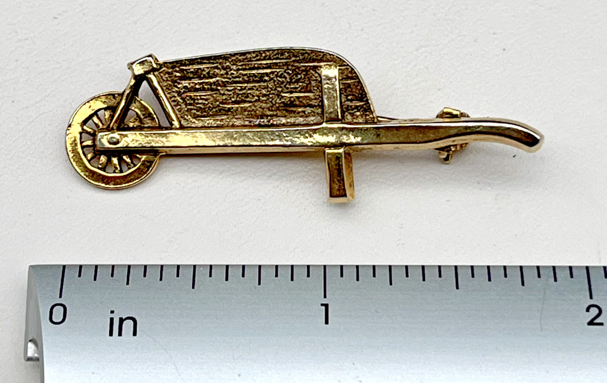 Vintage Designer Signed Robert ZENTALL Wheel Barrow Cart Gold Tone Brooch – NY