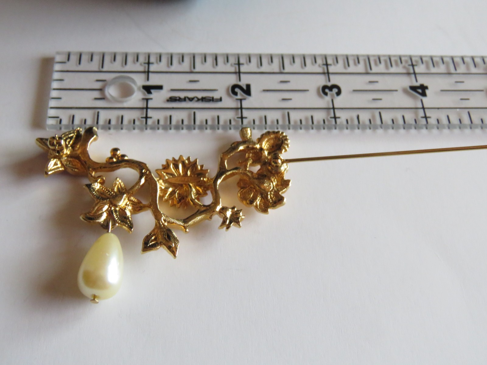 Vintage Garden of Eden Pin Brooch Butterfly Bee Flowers Drop Faux Pearl Avon