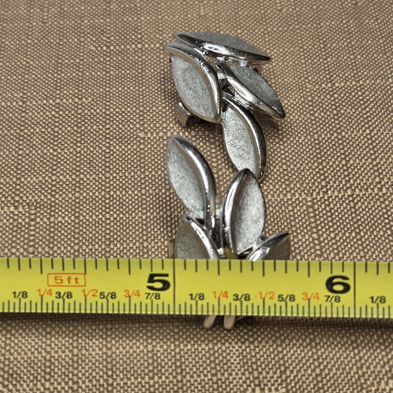 Lot Vintage 60s-80s Clip-On Earrings: Crown Trifari Silver Leaf, Monet & Pearl