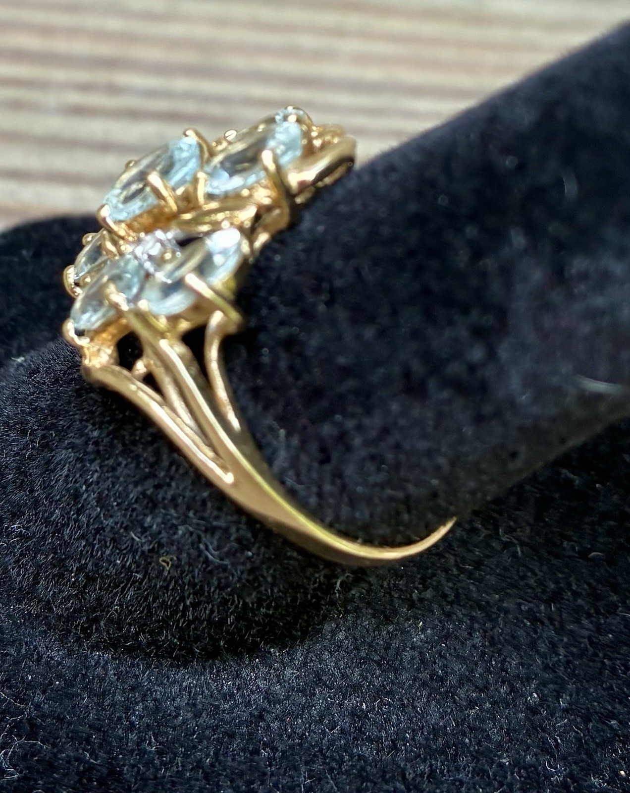 Vintage 10k Aquamarine Diamond Chips Ring Sz 6